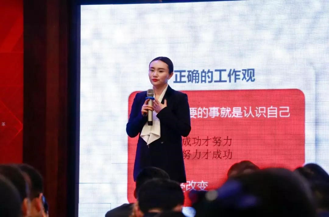 郴州錦馬置業(yè)有限公司,天一房產(chǎn)銷售,五嶺新天地樓盤銷售,錦馬時(shí)代中心房產(chǎn)銷售,酒店經(jīng)營管理哪里好